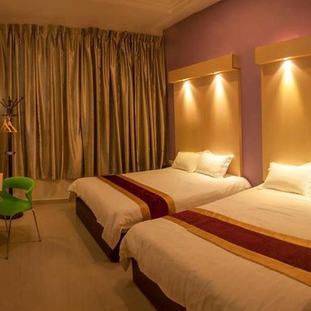 Avantgarde Hotel Джохор-Бару Экстерьер фото